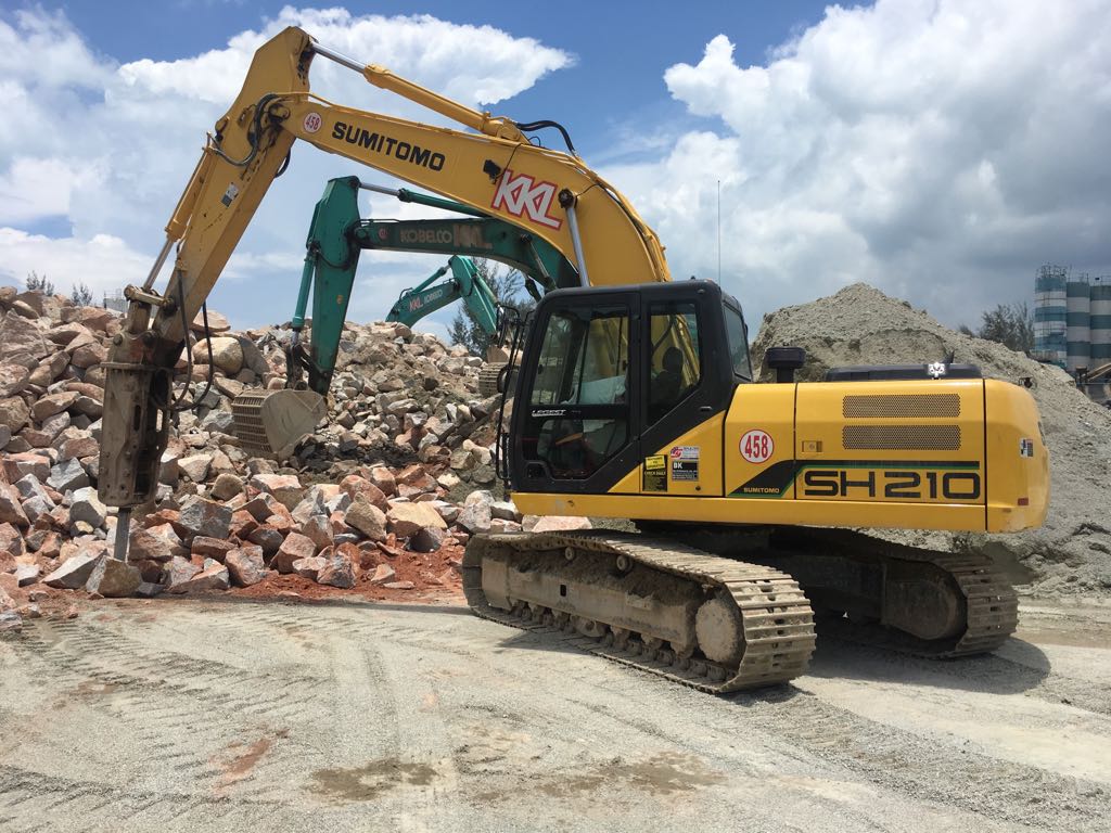 KKL Excavator With Breaker Attachment