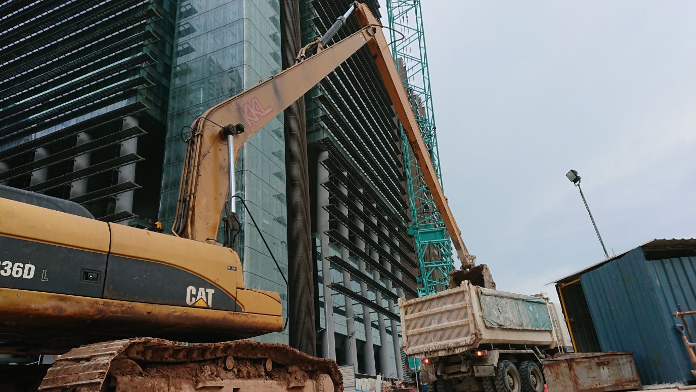 KKL Long Arm Excavator